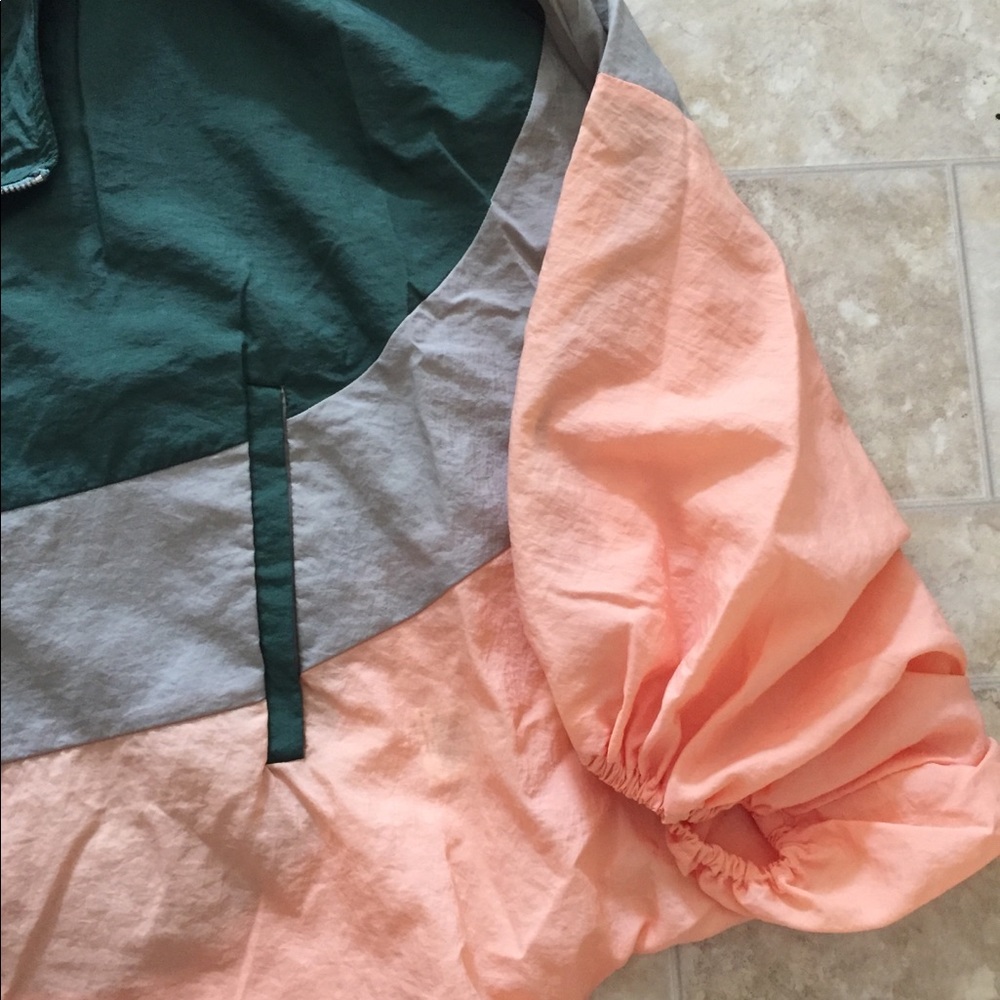 elevenses windbreaker